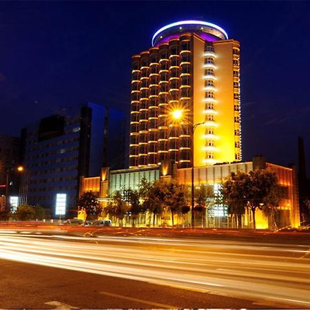 Changchun Hualida Hotel Экстерьер фото
